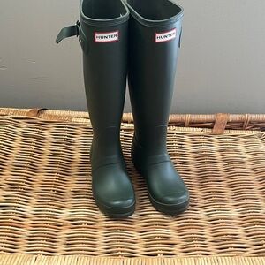 Hunter Dark Green Waterproof Boots